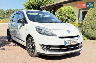 Минивэн Renault Scenic 2012 в 