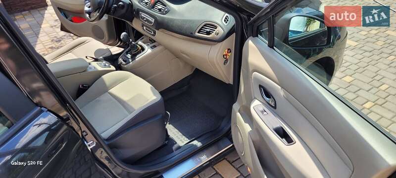 Минивэн Renault Scenic 2010 в Кривом Роге