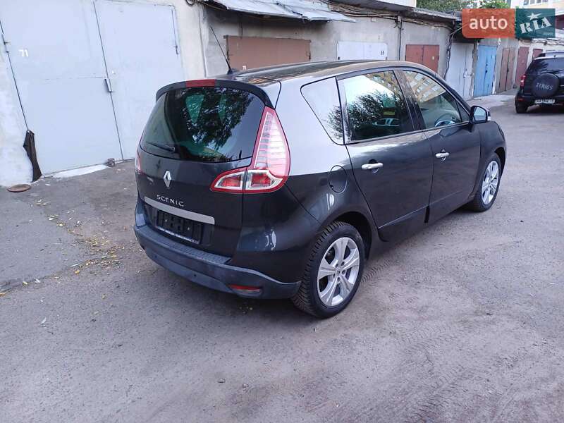 Минивэн Renault Scenic 2009 в Киеве
