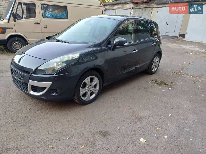 Минивэн Renault Scenic 2009 в Киеве