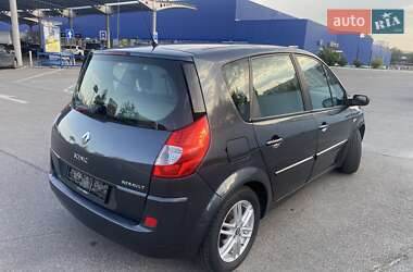 Минивэн Renault Scenic 2007 в 