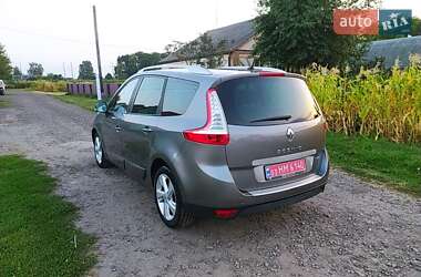 Минивэн Renault Scenic 2014 в 