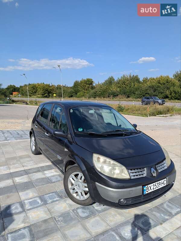 Минивэн Renault Scenic 2005 в 