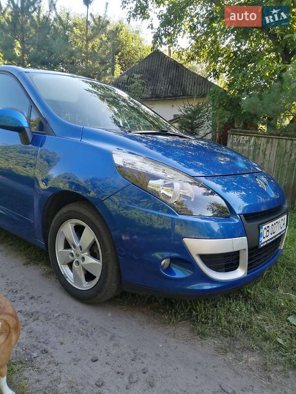 Минивэн Renault Scenic 2009 в Нежине