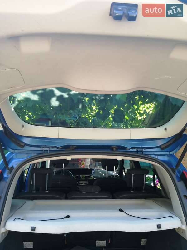 Минивэн Renault Scenic 2009 в Нежине