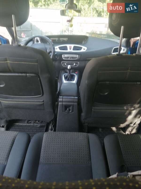 Минивэн Renault Scenic 2009 в Нежине