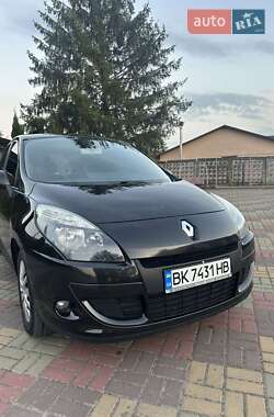 Минивэн Renault Scenic 2010 в Изяславе