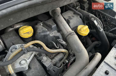 Минивэн Renault Scenic 2010 в 