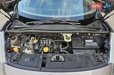 Минивэн Renault Scenic 2009 в 