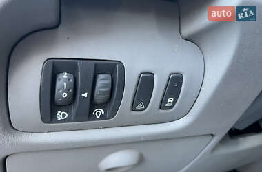 Минивэн Renault Scenic 2006 в 