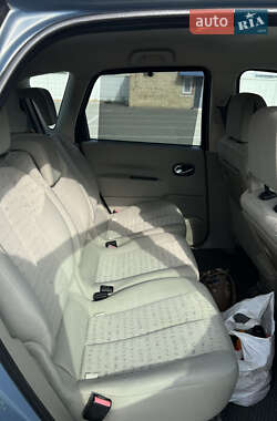 Минивэн Renault Scenic 2006 в 