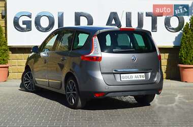 Минивэн Renault Scenic 2013 в 