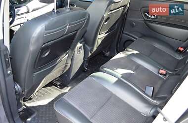 Минивэн Renault Scenic 2013 в 