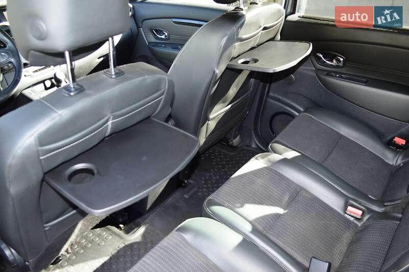 Минивэн Renault Scenic 2013 в Одессе