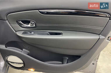 Минивэн Renault Scenic 2016 в 