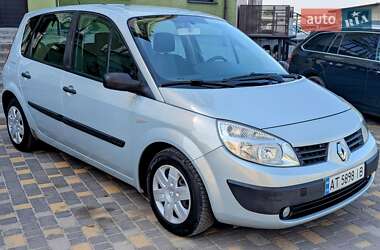 Минивэн Renault Scenic 2004 в 