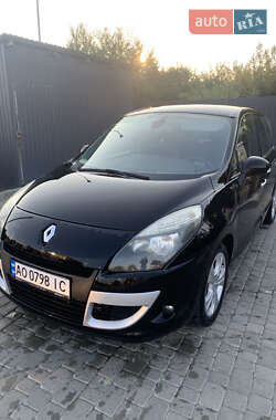 Мінівен Renault Scenic 2011 в Мукачевому