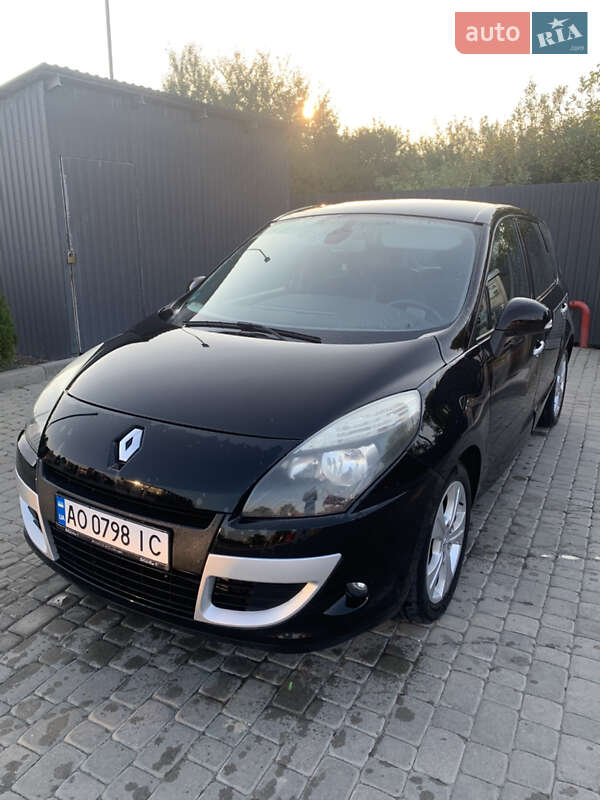 Минивэн Renault Scenic 2011 в Мукачево фото Минивэн Renault Scenic 2011 в Мукачево
