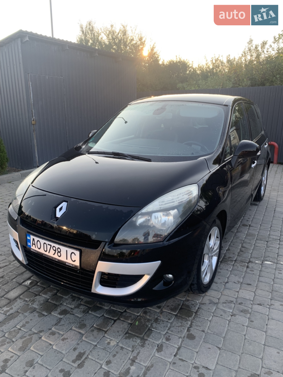 2010 Renault Scenic - мініатюра 19