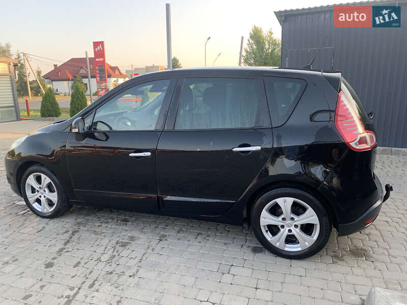 Минивэн Renault Scenic 2011 в Мукачево фото 2 Минивэн Renault Scenic 2011 в Мукачево