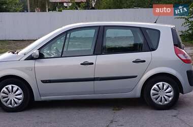 Минивэн Renault Scenic 2005 в 