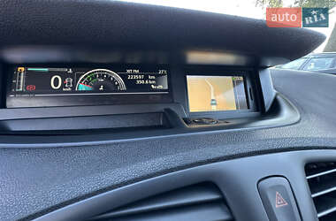 Минивэн Renault Scenic 2013 в 