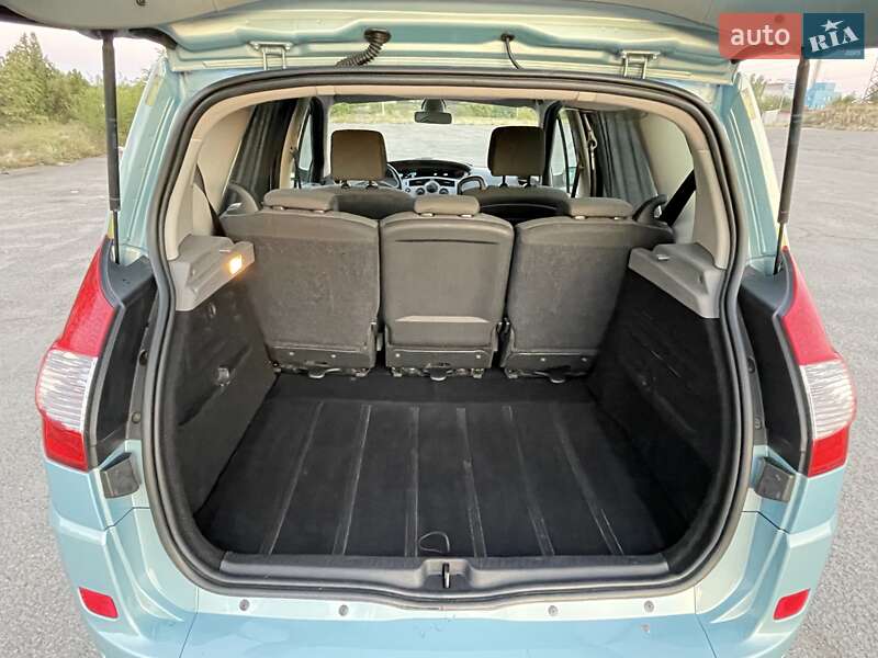 Минивэн Renault Scenic 2008 в Днепре