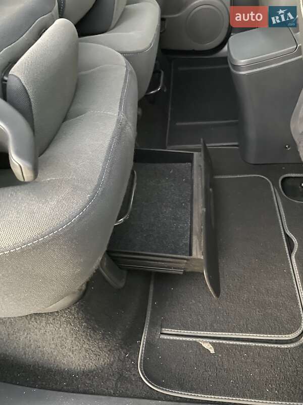 Минивэн Renault Scenic 2008 в Днепре