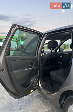 Минивэн Renault Scenic 2010 в 