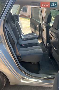 Минивэн Renault Scenic 2005 в 