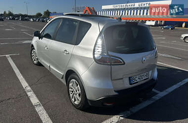Минивэн Renault Scenic 2015 в 