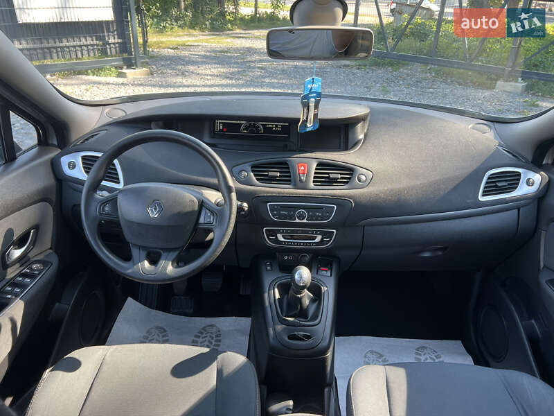 Минивэн Renault Scenic 2009 в Виннице