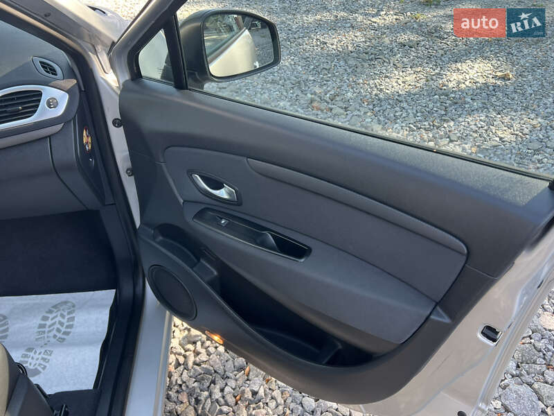 Минивэн Renault Scenic 2009 в Виннице