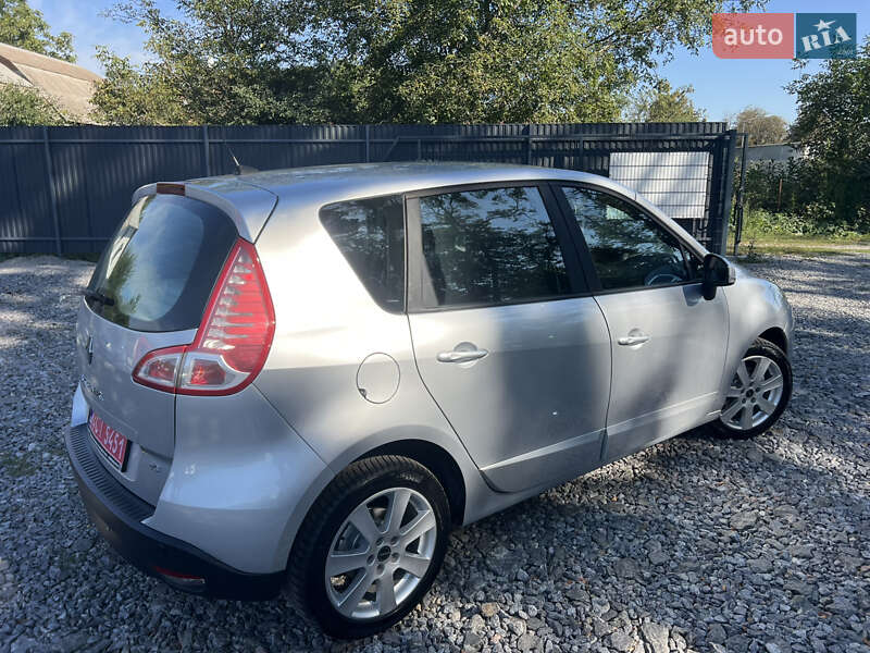 Минивэн Renault Scenic 2009 в Виннице