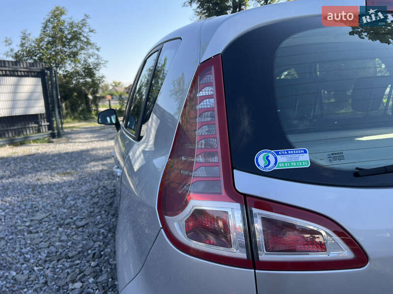 Минивэн Renault Scenic 2009 в Виннице