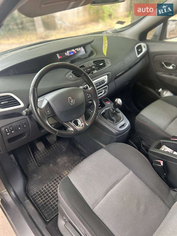 Минивэн Renault Scenic 2012 в Одессе