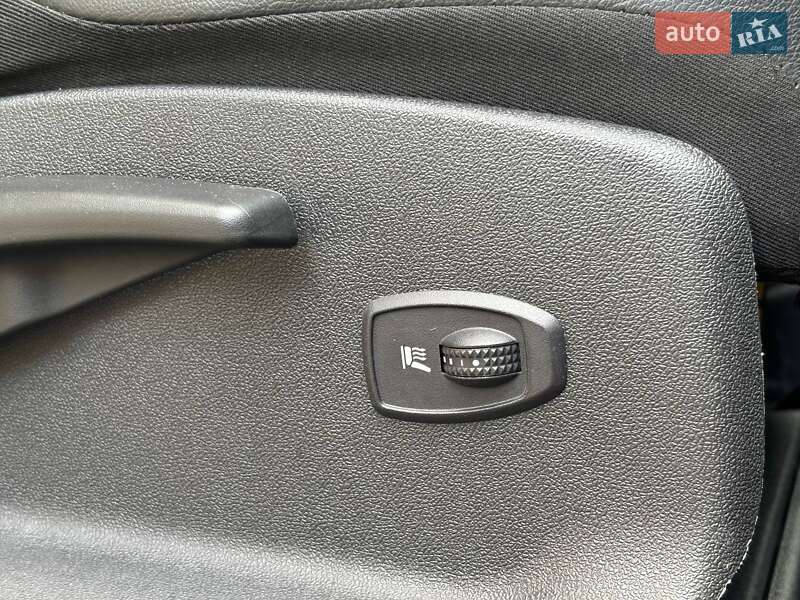 Мінівен Renault Scenic 2014 в Києві фото 32 Мінівен Renault Scenic 2014 в Києві