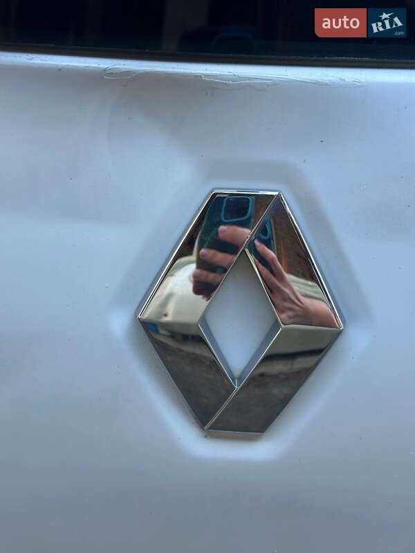 Минивэн Renault Scenic 2012 в Буче