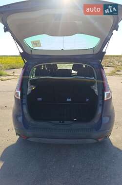 Мінівен Renault Scenic 2010 в 