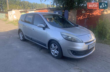 Мінівен Renault Scenic 2012 в 