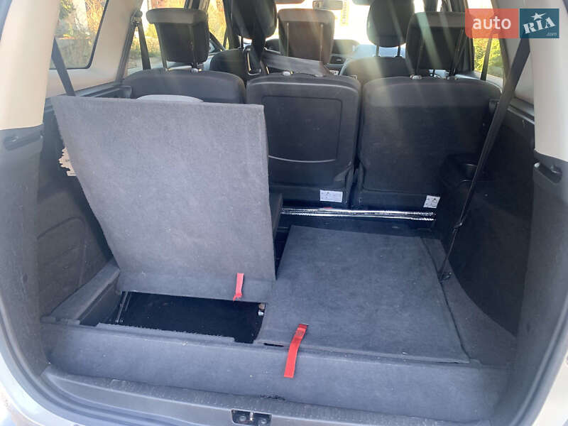 Минивэн Renault Scenic 2012 в Умани