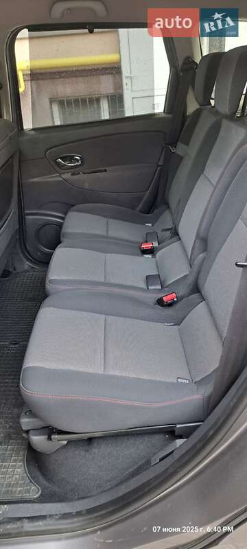 Мінівен Renault Scenic 2014 в Ірпені
