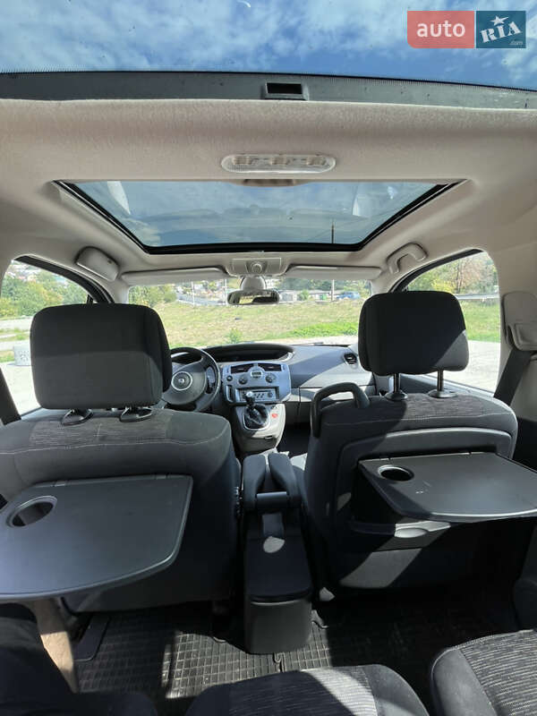Минивэн Renault Scenic 2006 в Днепре