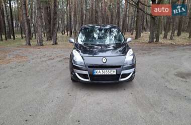 Минивэн Renault Scenic 2011 в Малине