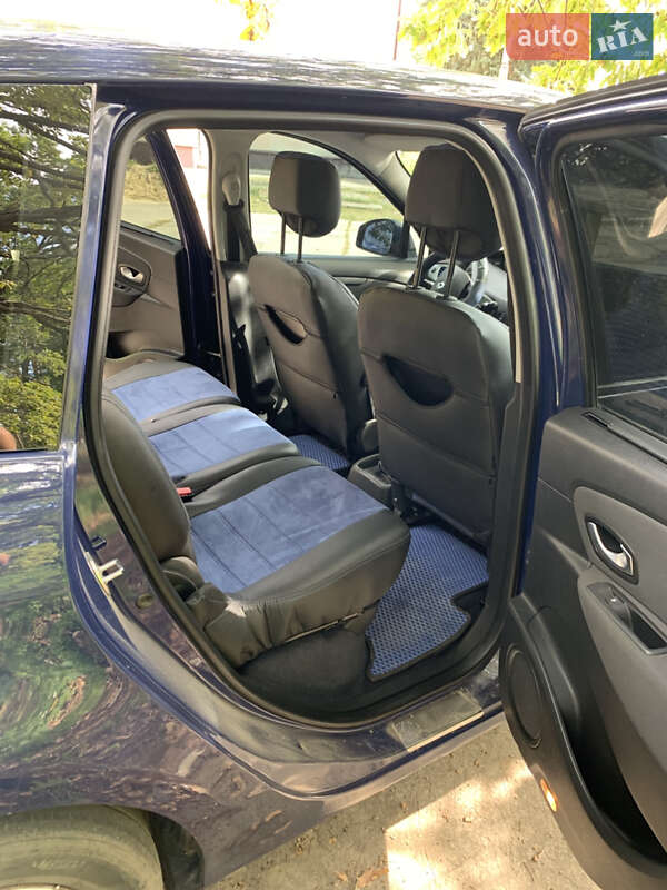 Мінівен Renault Scenic 2009 в Радомишлі