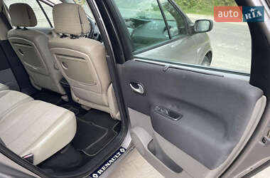 Минивэн Renault Scenic 2008 в 