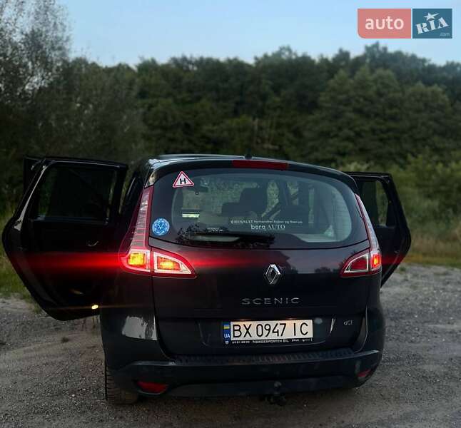 Минивэн Renault Scenic 2010 в Хмельницком