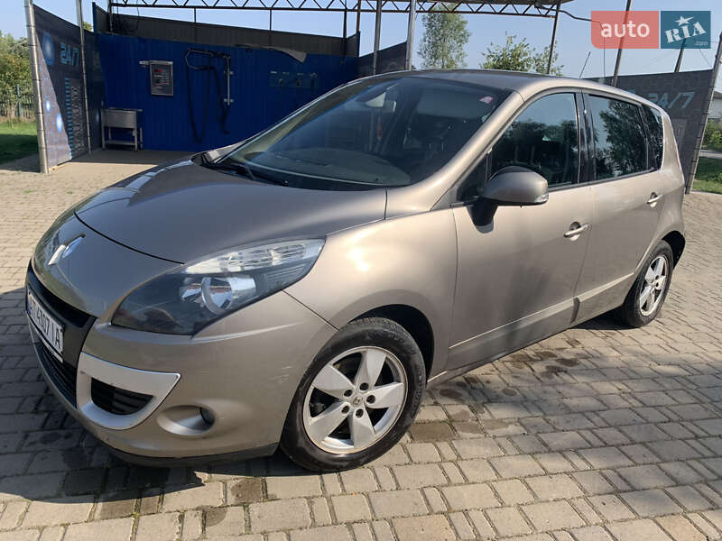 Минивэн Renault Scenic 2009 в Ивано-Франковске