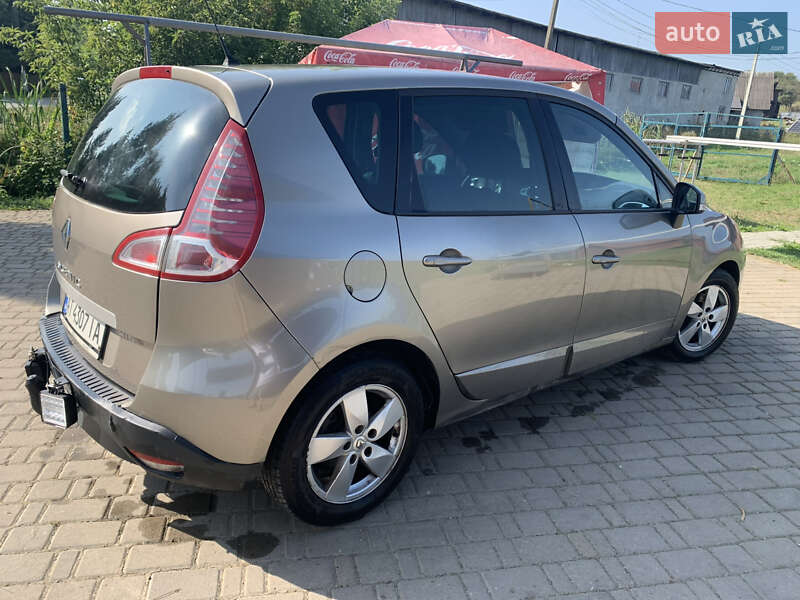 Минивэн Renault Scenic 2009 в Ивано-Франковске