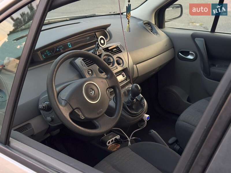 Минивэн Renault Scenic 2007 в Киеве